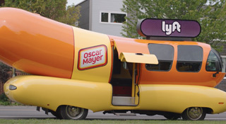 Oscar Mayer <img style=